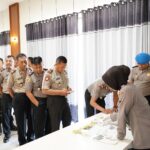 Komitmen Bersih Narkoba, Kapolres Situbondo Jalani Tes Urine bersama PJU dan Kapolsek Jajaran